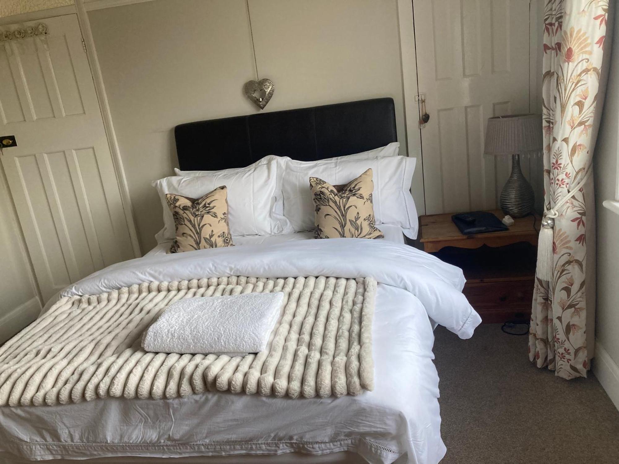 Abi B&B Cliftonville Esterno foto